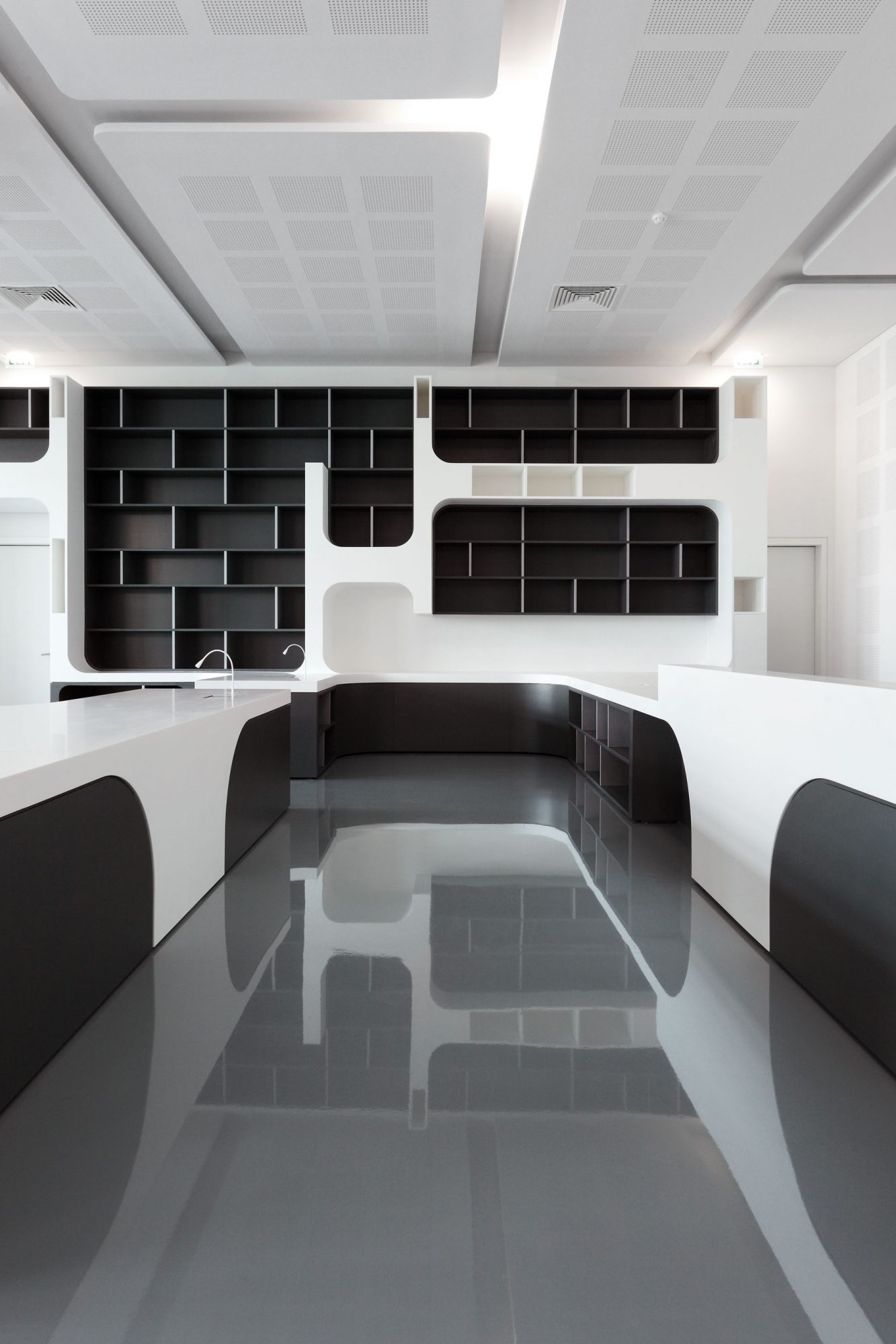 alphabet library pierrevies hoffice