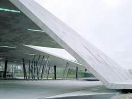 Car Park & Terminus Hoenheim North